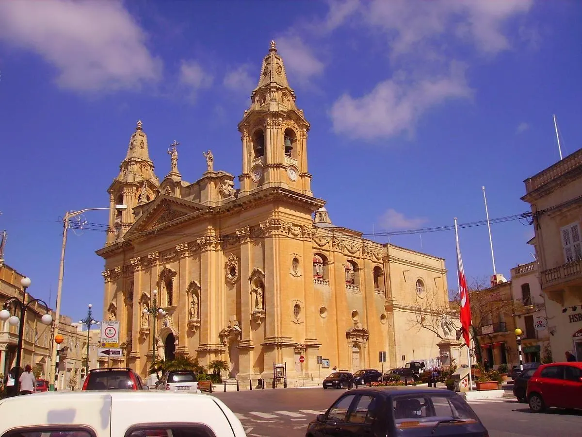 The Premier Suite - Fully Airconditioned - Ample Parking Naxxar Malta